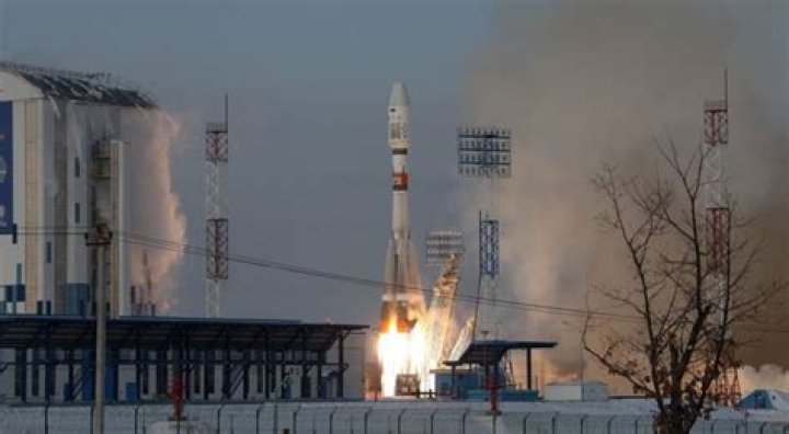 Soyuz satellites feared lost in launch failure