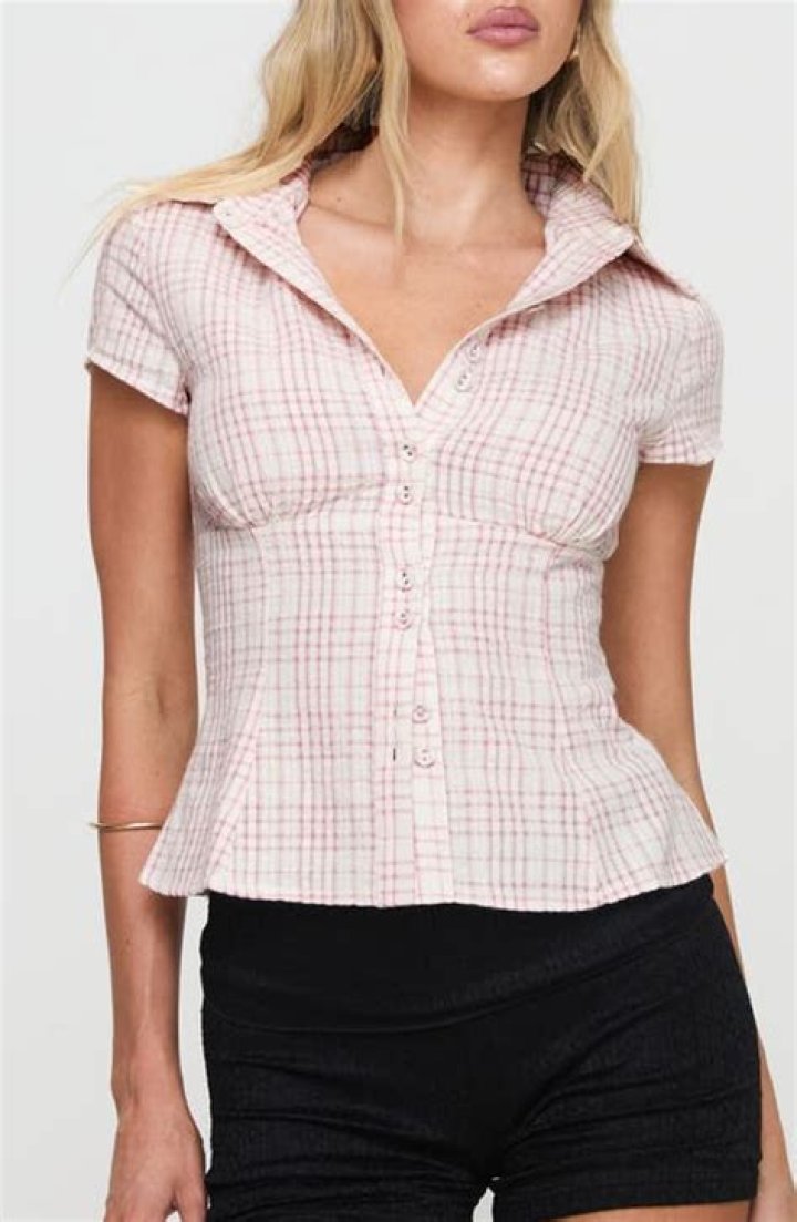 Shop These 15 Spring Tops From Nordstrom for Women of All Ages