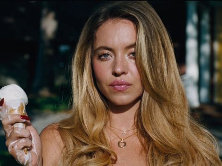Exploring The Allure Of Sydney Sweeney Nude: A Deep Dive Into The Star’s Journey