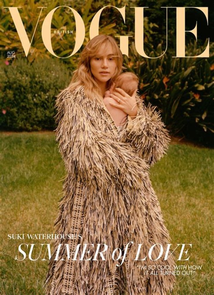 Taylor Swift Covers 'British Vogue' January 2018 Issue