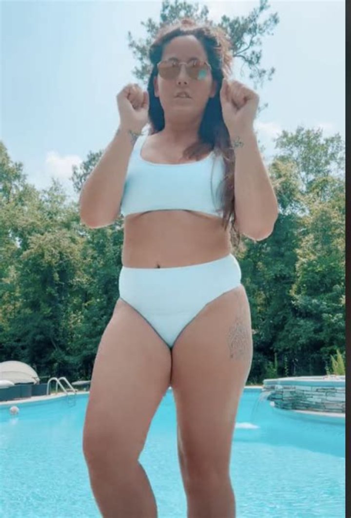Teen Mom Jenelle Evans shows off her curves as she dances in a tiny nude bikini for a new TikTok video