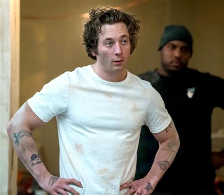 The Bear Cast Teases Jeremy Allen White Over His Sex Symbol Status
