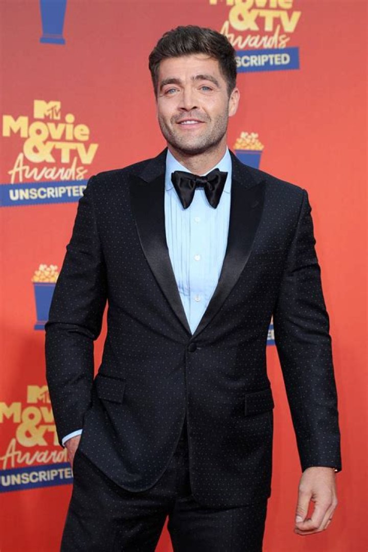 'The Challenge' Book Revelations: Showmances, Drama, Exits and More