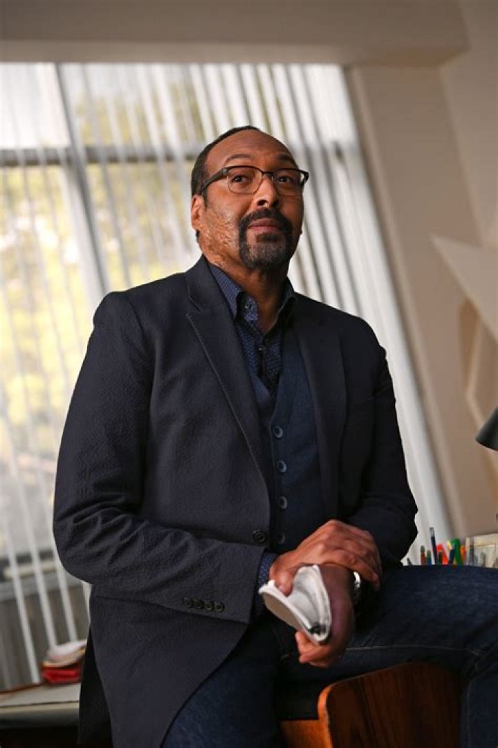 The Irrational's Jesse L. Martin Reacts to 'Thirsty' Comments