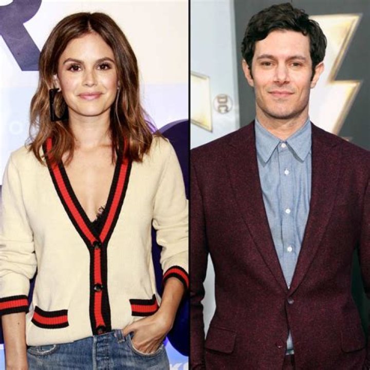 The O.C.’s Rachel Bilson and Adam Brody Reunite at Airport