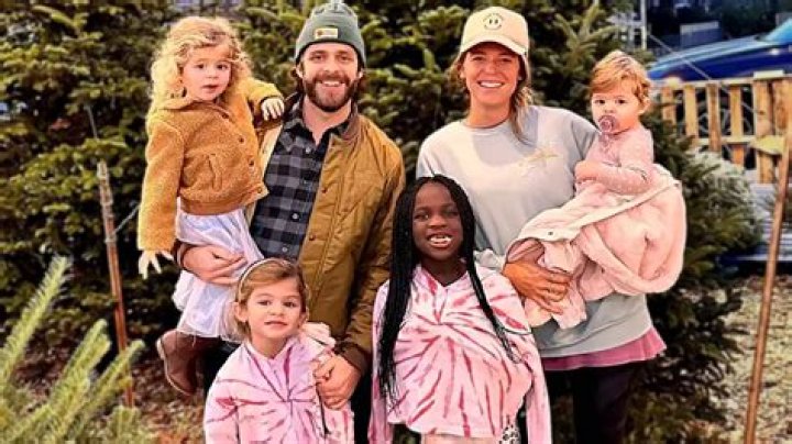 Thomas Rhett’s Family Members: Wife, Kids, Parents, More