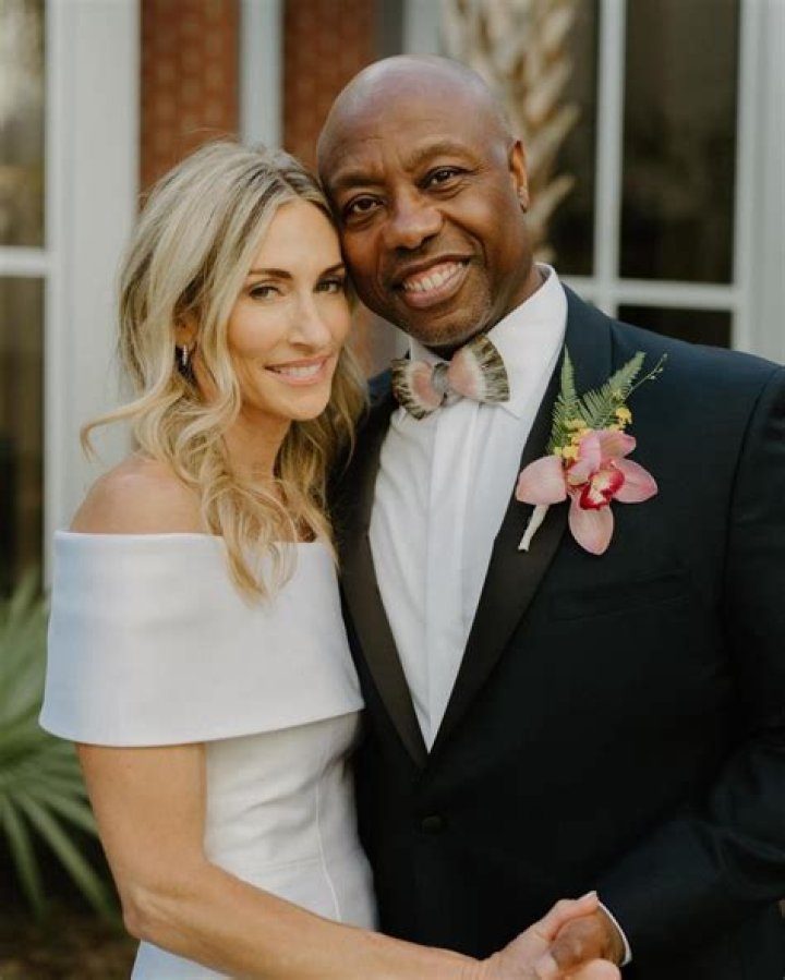 Tim Scott's Wife: A Deep Dive Into Their Relationship And Family Life