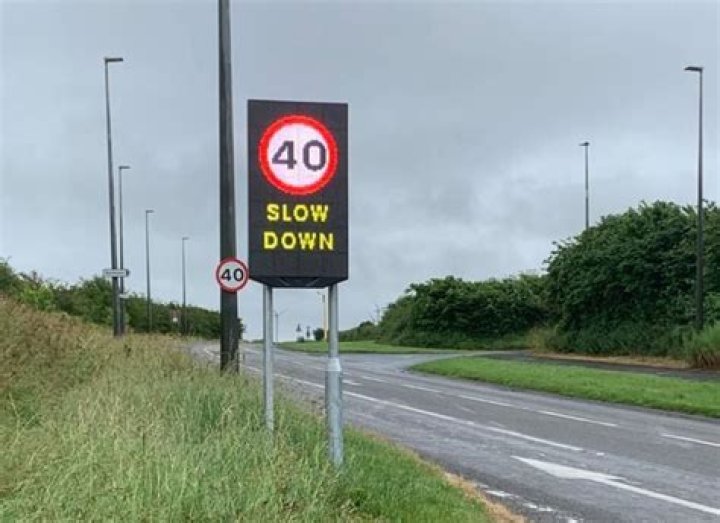 Topless models used to slow down speeding traffic – The US Sun