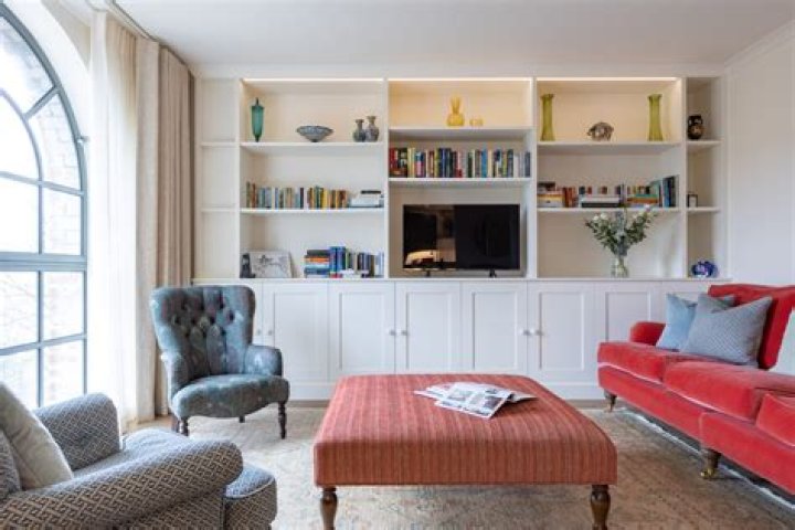 I transformed my living room using £20 bargains from B&M & it looks amazing... here's how