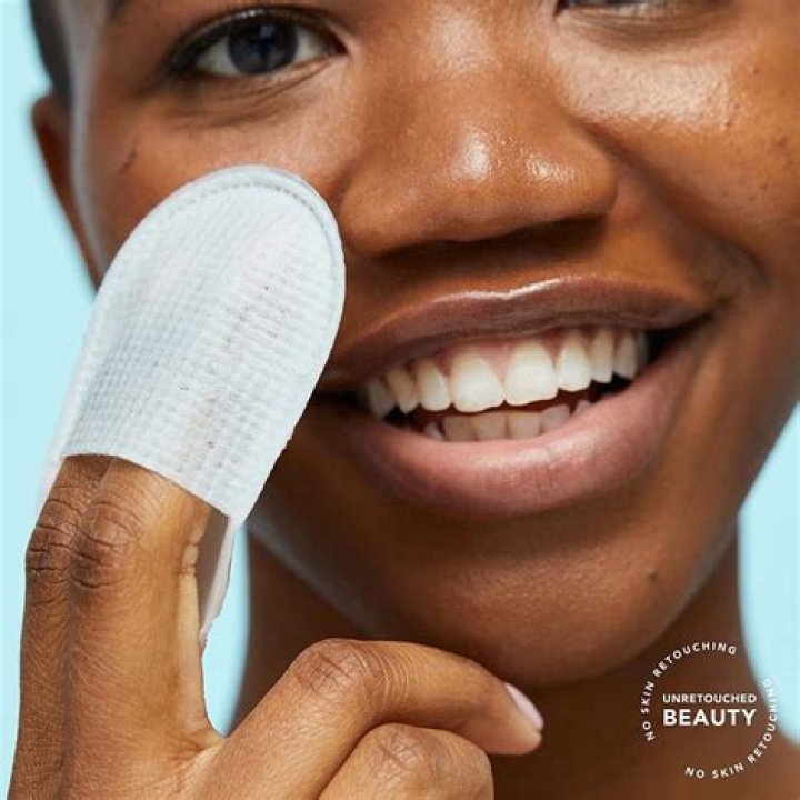 Tula Exfoliating Pads Give You a Pro Facial Feel at Home