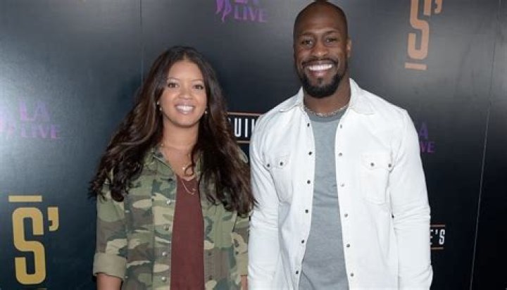Unveiling Vernon Davis's Love Life: Who Is His Girlfriend?