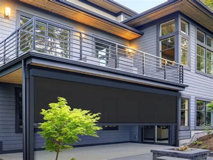 What Are The Best Outdoor Blinds