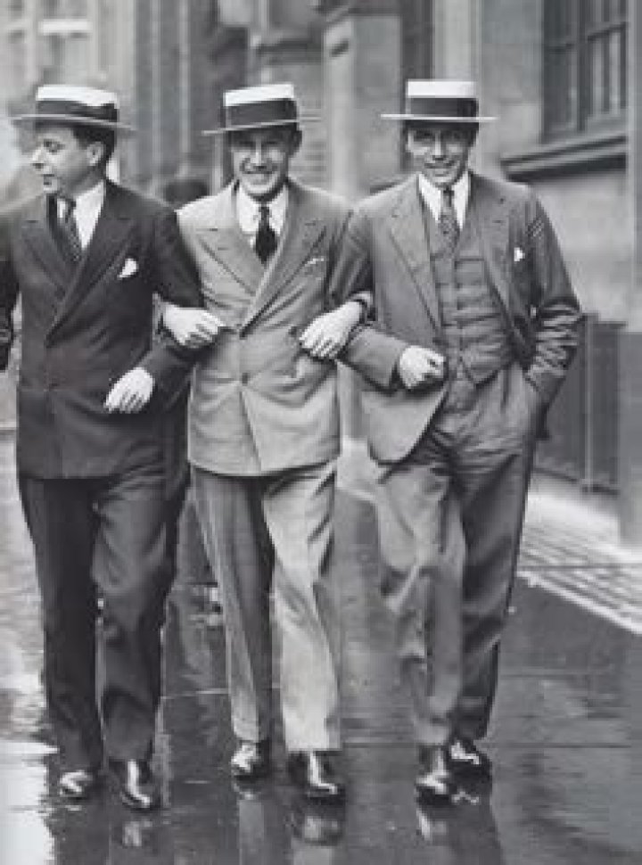 What did men wear to speakeasies?