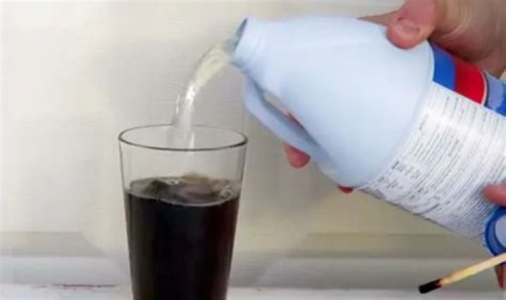 Quick Answer: What Does Bleach Taste Like