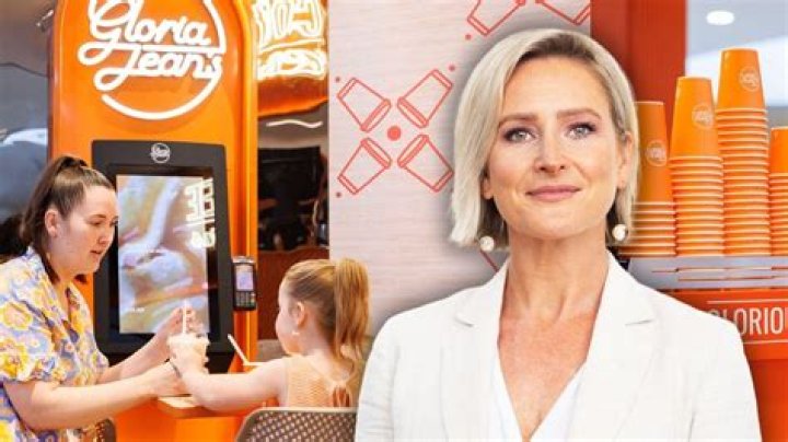 What happened to Gloria Trevis son?