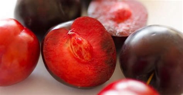 Question: What Kind Of Plums Are Red Inside