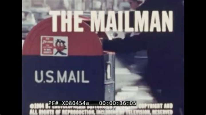 Question: What Time Does The Mailman Come In My Neighborhood