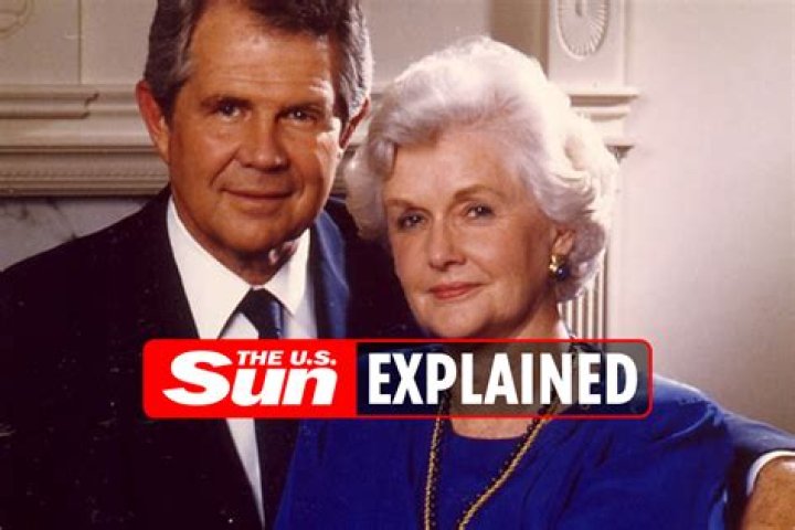 Who was Dede Robertson? | The US Sun