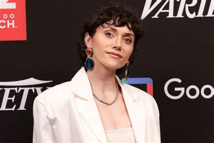 Who is Alyson Stoner? | Wiki, Age, Bio, Net Worth, Career, Relationship, Family