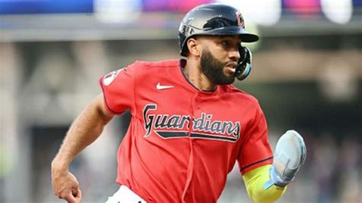 Who Is Amed Rosario’s Brother? Are Eddie and Amed Rosario’s brothers?
