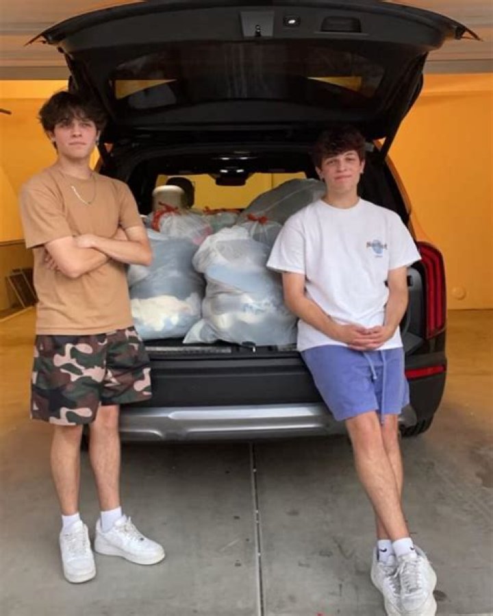 Who is Darrel Walls? Wiki, Age, Bio, Net Worth, Career, Relationship, Family