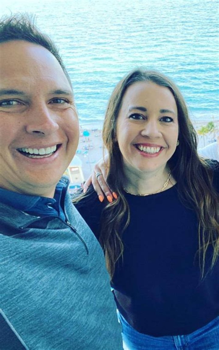 Who is Jared Leisek's wife, Kristin?