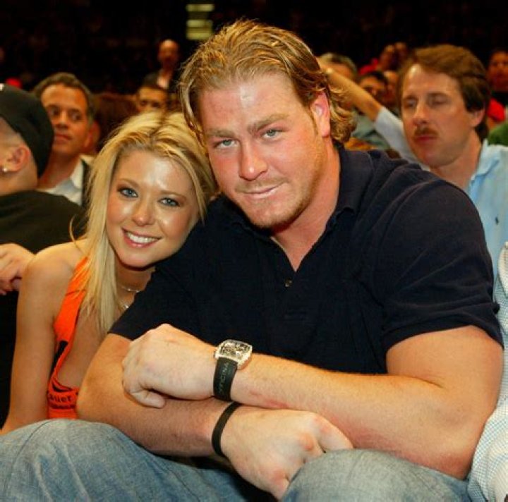 Who is Jeremy Shockey Dating Now? – Past Relationships, Current Relationship Status, Rumours, and Facts