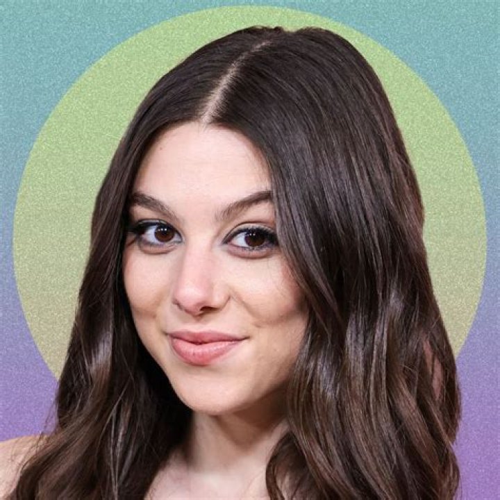 Who is Kira Kosarin? | Wiki, Age, Bio, Net Worth, Career, Relationship, Family