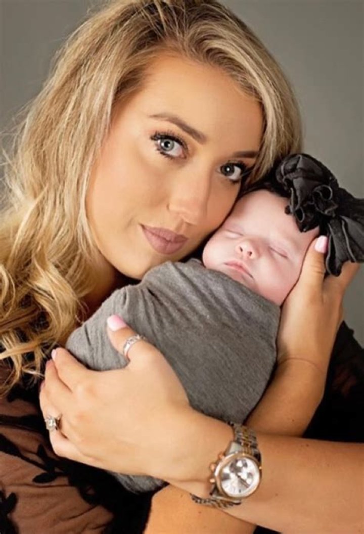 Who Is Lunden Alexis Roberts? Age, Wiki, Biography, Arkansas, Lawsuit: Hunter Biden’s Baby Mama