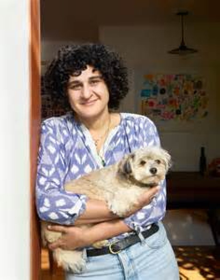 Who is Samin Nosrat Dating Now? Past Relationships, Current Relationship Status, and Rumours