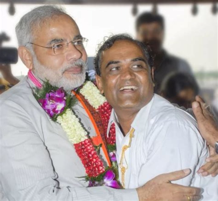Who is Savji Dholakia? | Wiki, Age, Bio, Net Worth, Career, Relationship, Family
