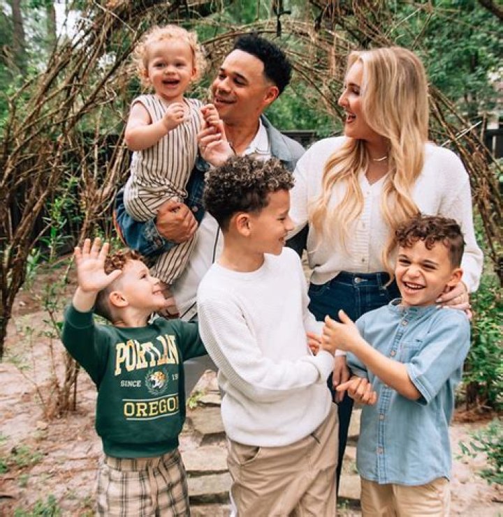 Who is Tauren Wells? Wiki, Age, Bio, Net Worth, Career, Relationship, Family