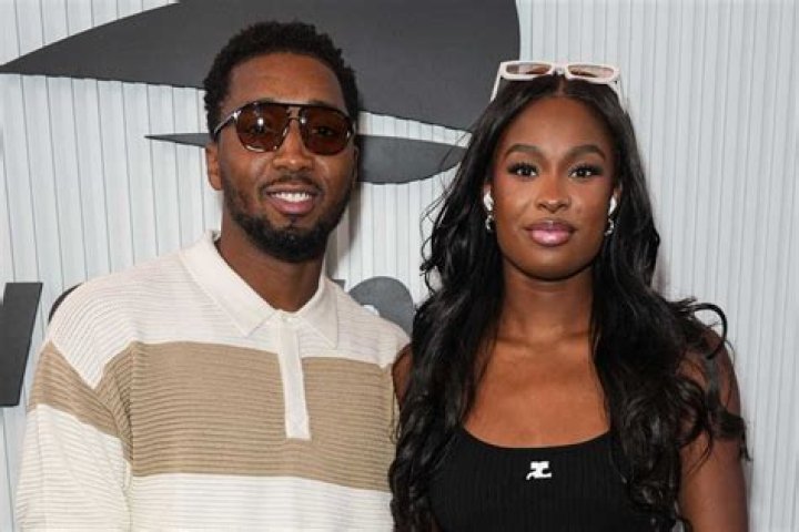 Who is VaShawn Mitchell Dating Now? A Look into His Past Relationships, Current Relationship Status, and Rumours