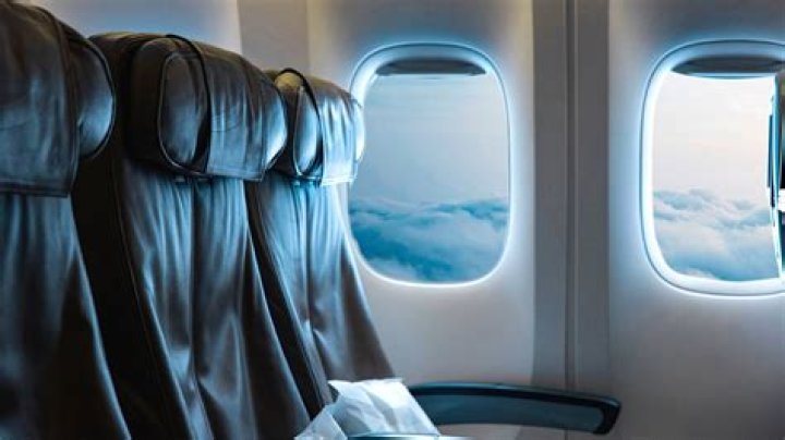 Ever wondered why plane windows are always round – it’s for your own good – The US Sun