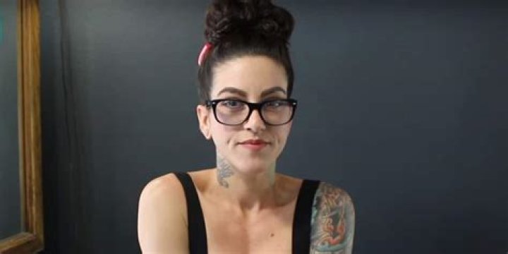 “Why Was Olivia Black Fired From Pawn Stars?