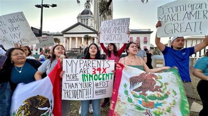 China intensifies crackdown on websites for spreading porn – India TV