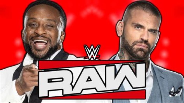 WWE Raw Announcer Renee Young Changes Up Her Look With Short Haircut