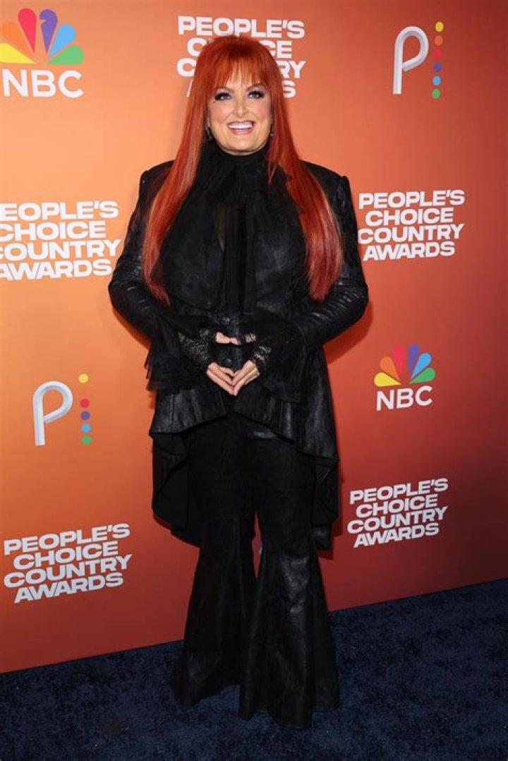 Wynonna Judd Honors Mom Naomi at 2023 People's Choice Country Awards